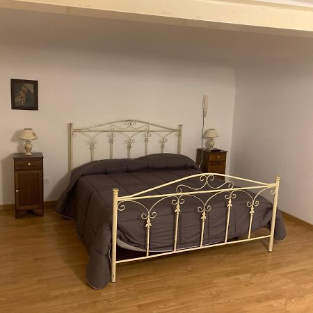 La Casa Di Stefania 2 Centro Storico Apartment Lecce Ngoại thất bức ảnh